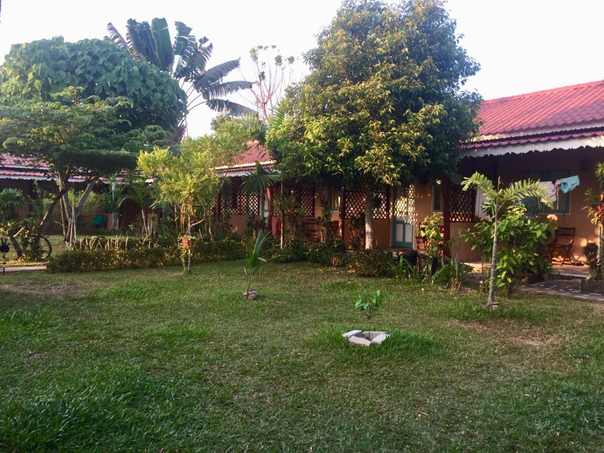Soluna Guest House Pantai Cenang  Zewnętrze zdjęcie