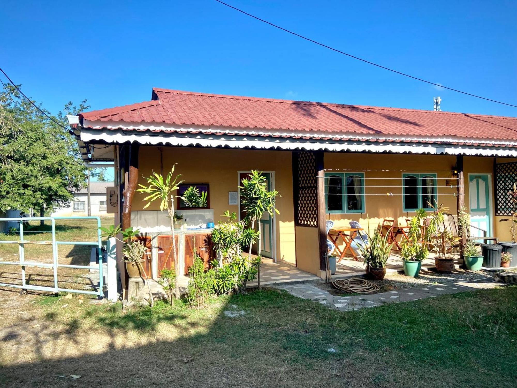 Soluna Guest House Pantai Cenang  Zewnętrze zdjęcie