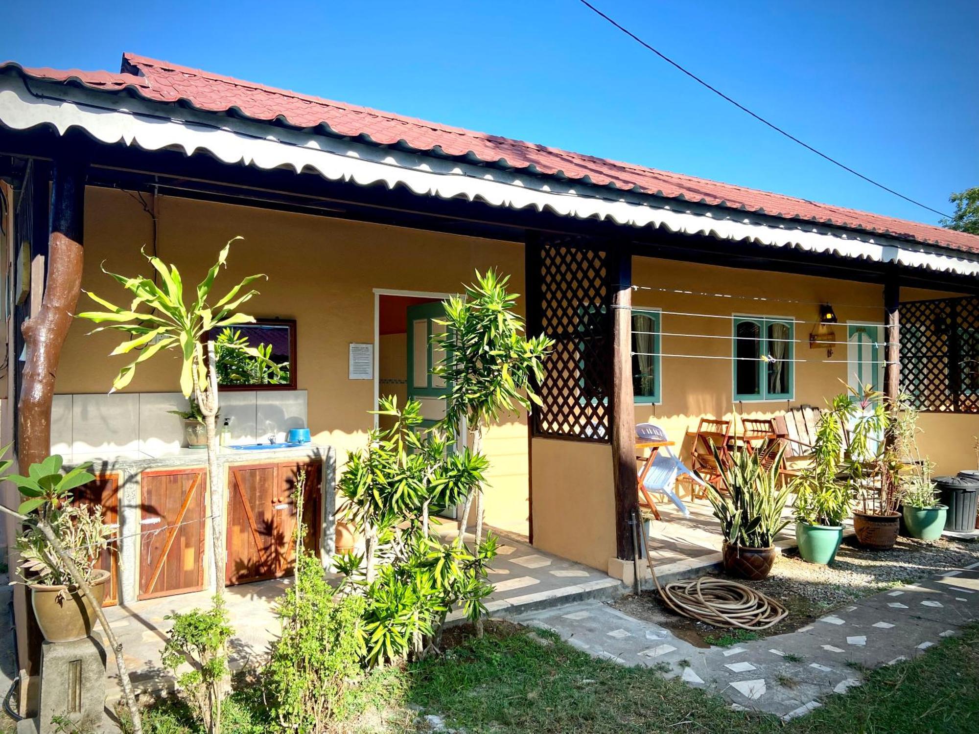 Soluna Guest House Pantai Cenang  Zewnętrze zdjęcie